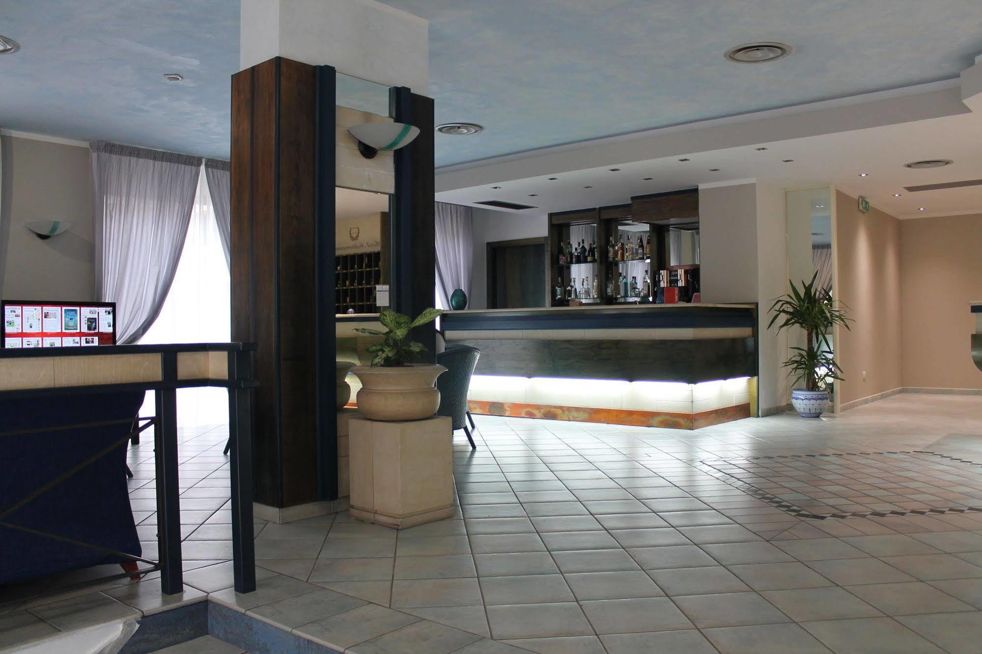 Hotel Mediterraneo Roccella Ionica Εξωτερικό φωτογραφία